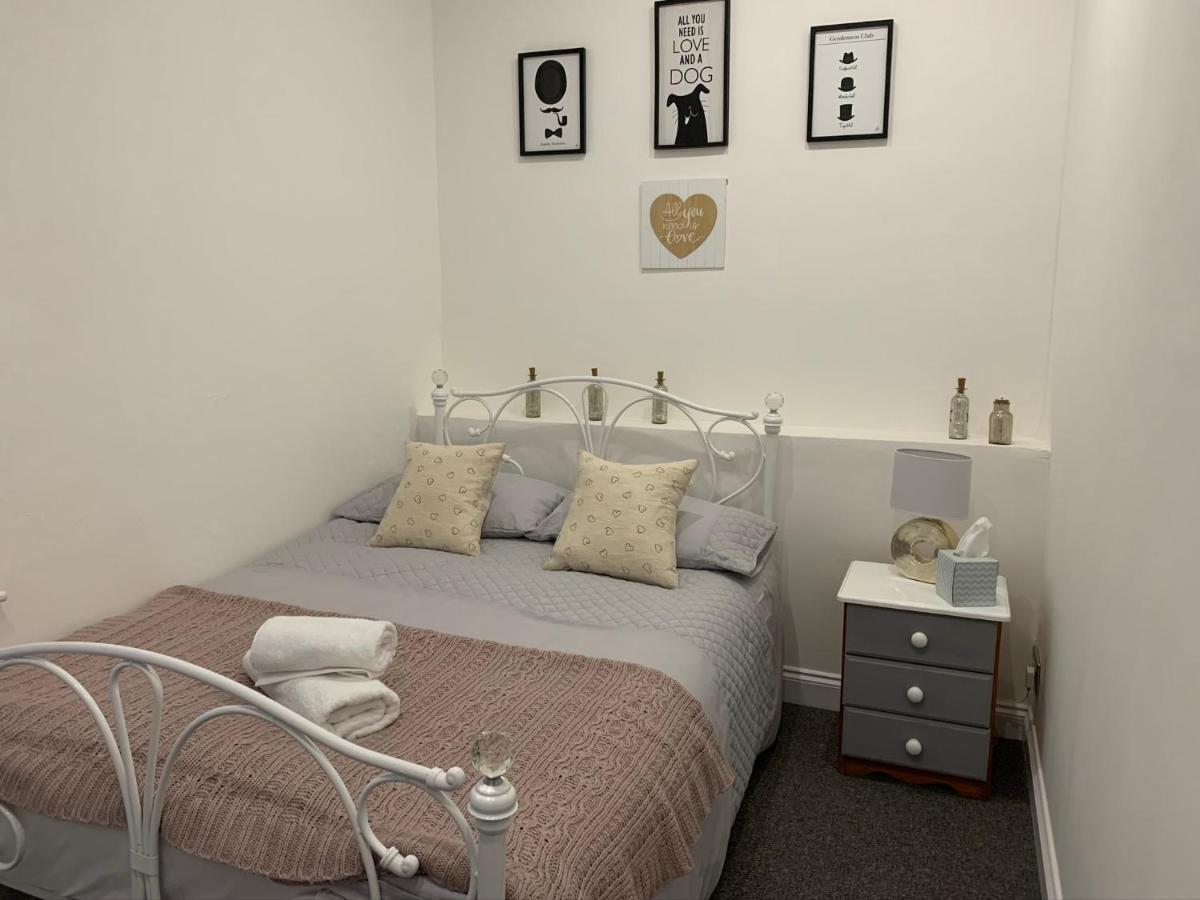 Cosy Rooms In Taunton Kültér fotó